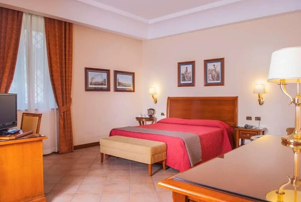 Le Cheminee Business Hotel Napoli איטליה