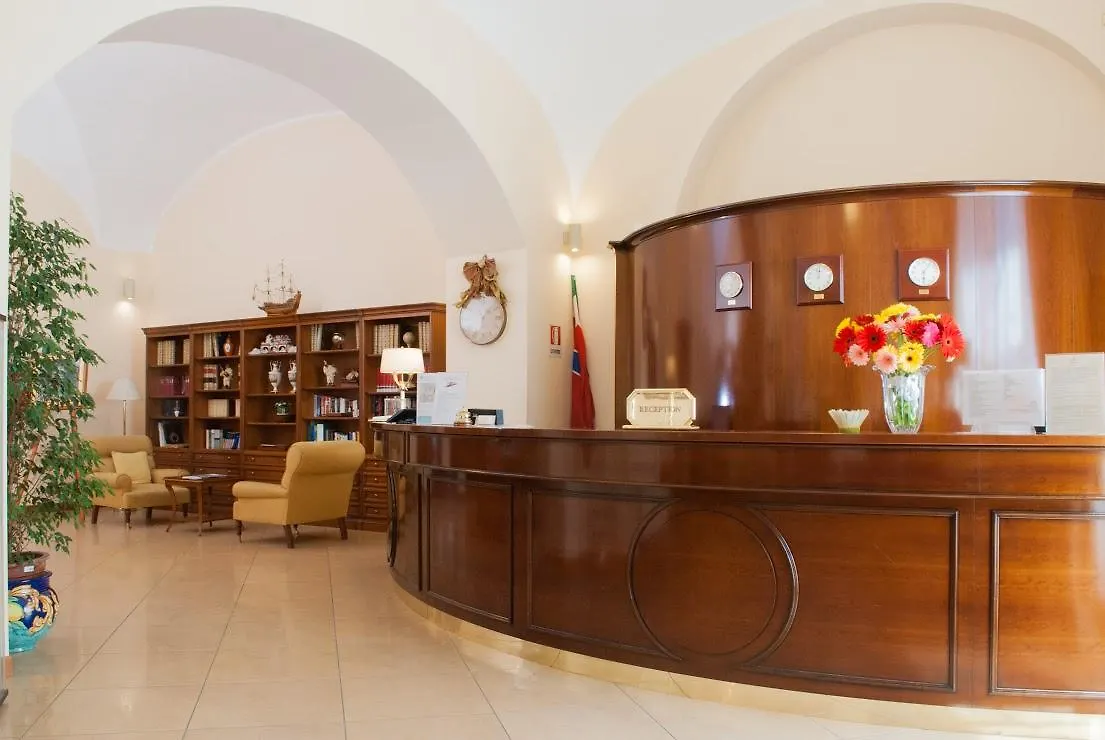 Le Cheminee Business Hotel Napoli איטליה
