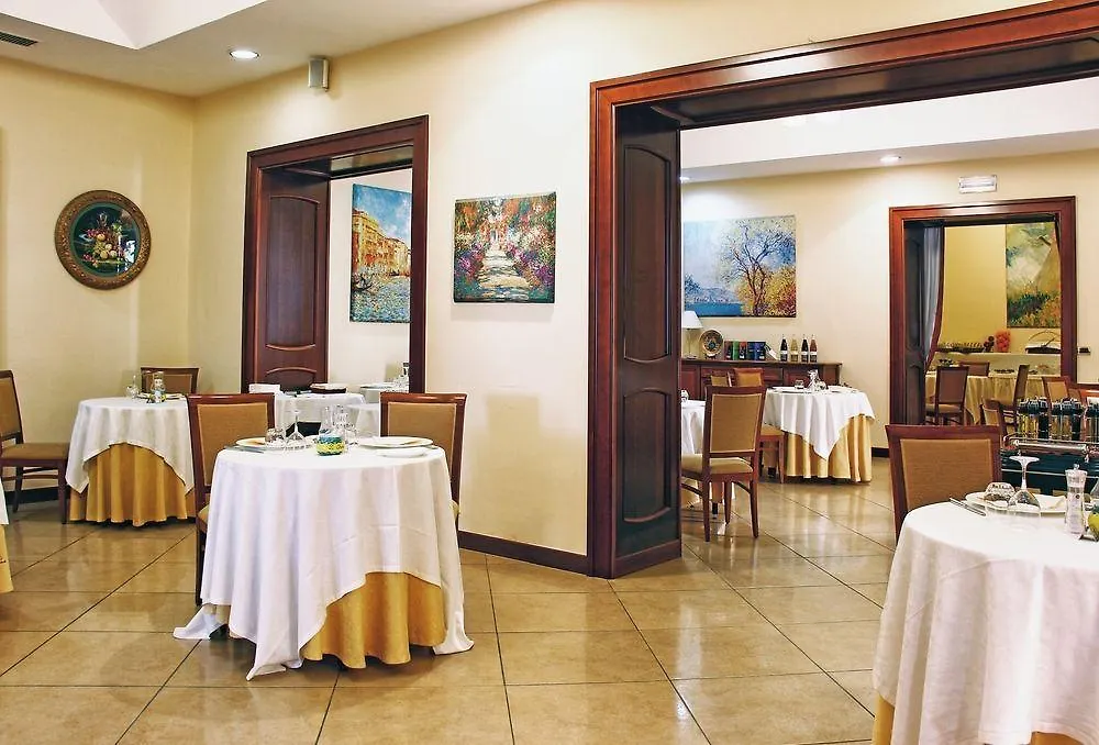Le Cheminee Business Hotel Napoli  נאפולי